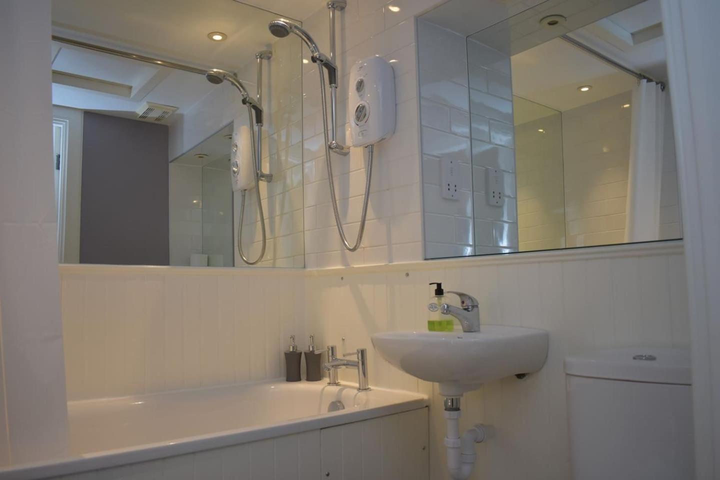 West Port - 2Br In The Heart Of The Old Town Just Off The Grassmarket EDI Kültér fotó